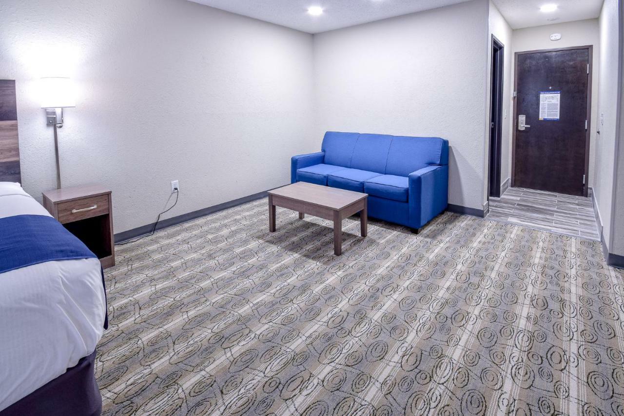 Hotel Days & By Wyndham Wisconsin Dells